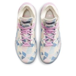 Nike LeBron 18 - Refroidissement Actif Intégré